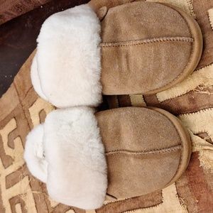 Women's shearling lamb and tan suade slippers